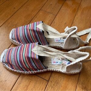 Alpargatas Eapadrilles Cervera Ribbon EU size 35 US 5 Tropical Stripes NEW
